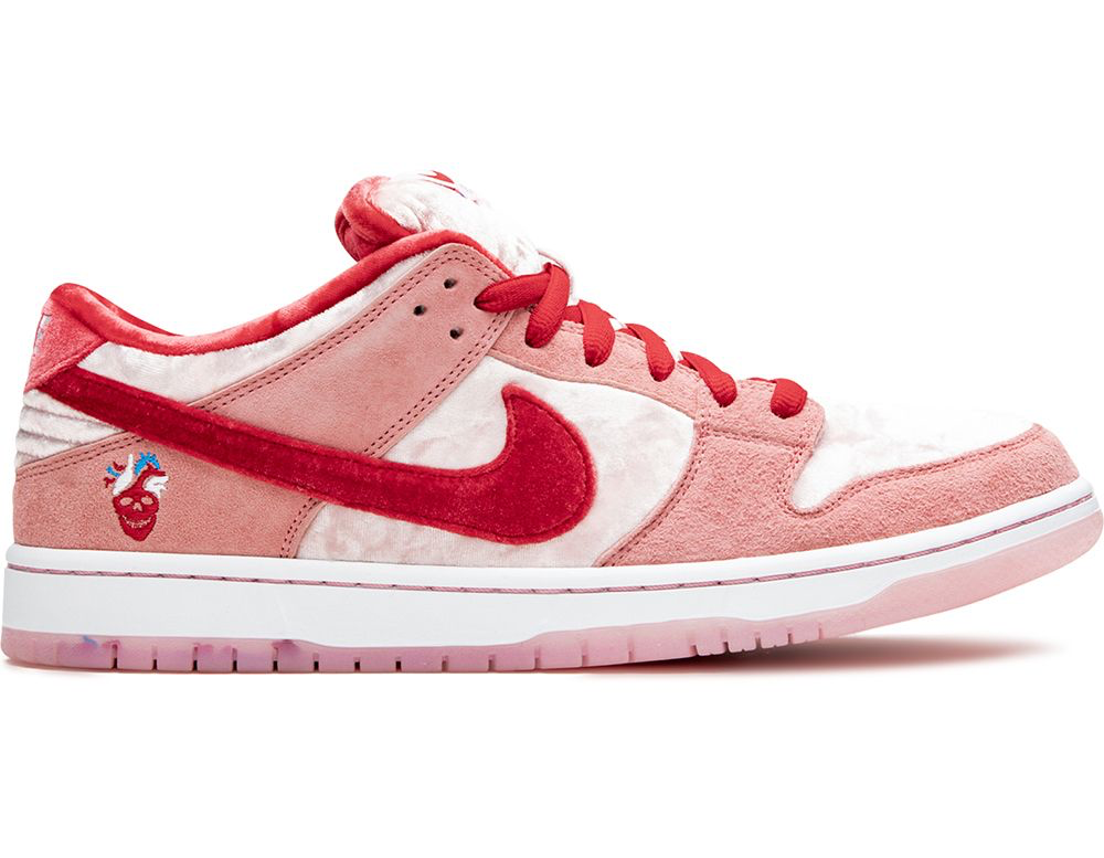Nike SB Dunk Low StrangeLove Skateboards (F)