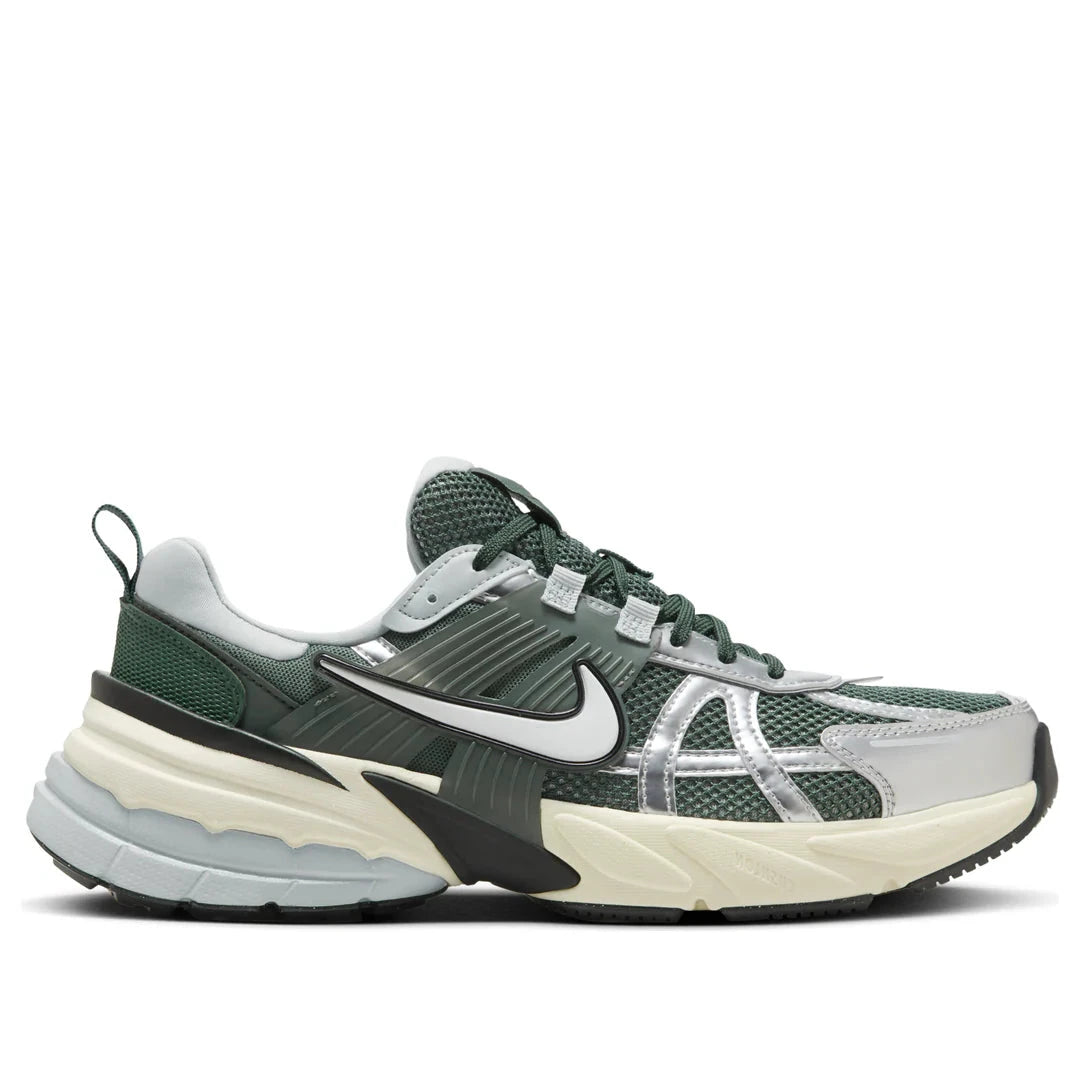 Nike V2K Run Vintage Green